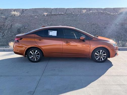 2022 Nissan Versa 1.6 SV