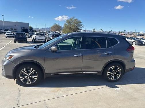 2017 Nissan Rogue SL