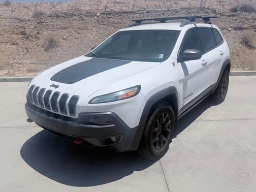 Bright White Clearcoat 2017 Jeep Cherokee Trailhawk