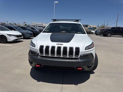 Bright White Clearcoat 2017 Jeep Cherokee Trailhawk