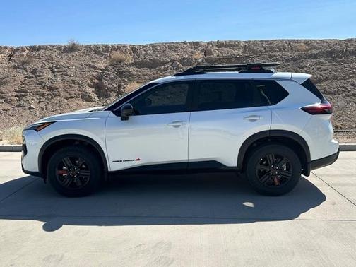 2025 Nissan Rogue Rock Creek