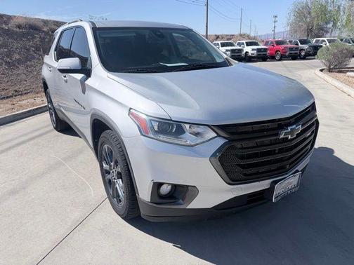 Silver Ice Metallic 2021 Chevrolet Traverse RS