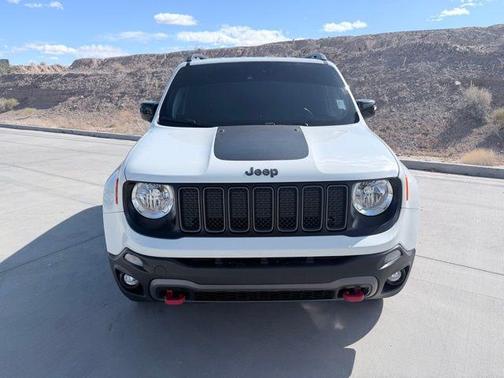 2022 Jeep Renegade Trailhawk