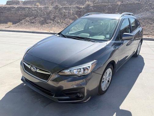Magnetite Gray Metallic 2018 Subaru Impreza 2.0i Premium