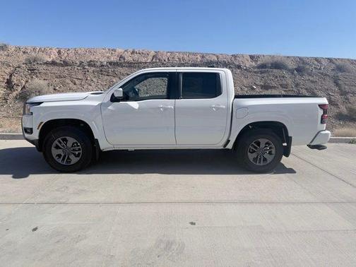 Glacier White 2026 Nissan Frontier SV