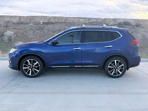 2017 Nissan Rogue SL