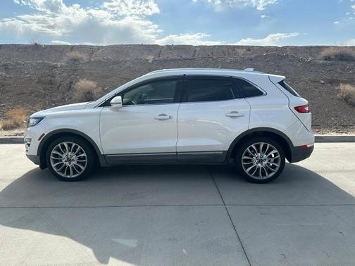 2015 Lincoln MKC Base