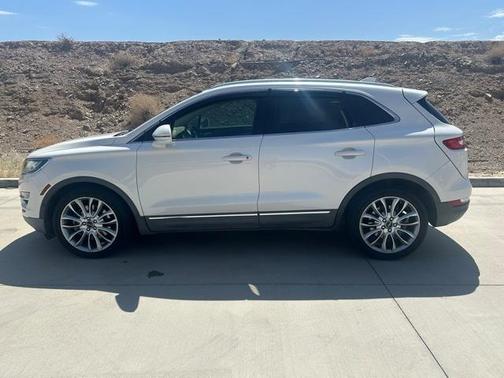 2015 Lincoln MKC Base