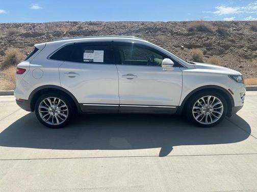 2015 Lincoln MKC Base