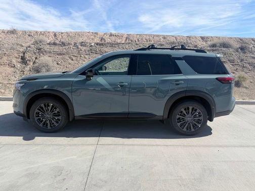 Baltic Teal 2026 Nissan Pathfinder SL