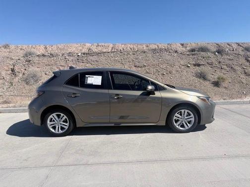 2020 Toyota Corolla Hatchback SE