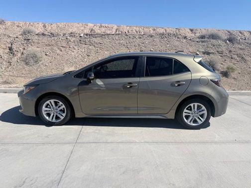 2020 Toyota Corolla Hatchback SE