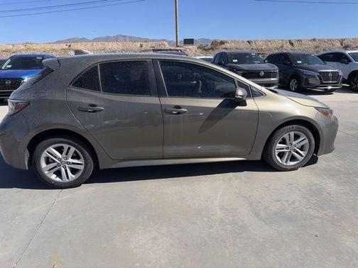 2020 Toyota Corolla Hatchback SE