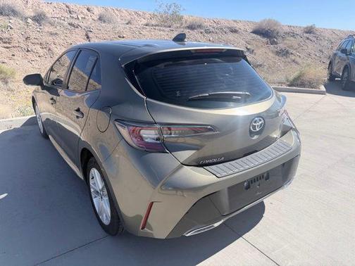 2020 Toyota Corolla Hatchback SE