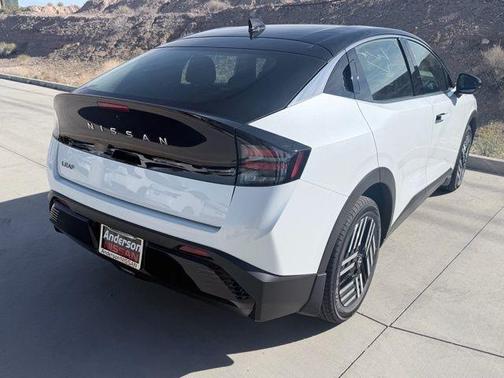 White / Black 2026 Nissan Leaf SV+