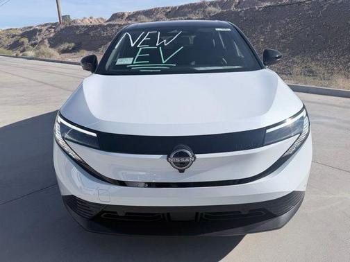 White / Black 2026 Nissan Leaf SV+
