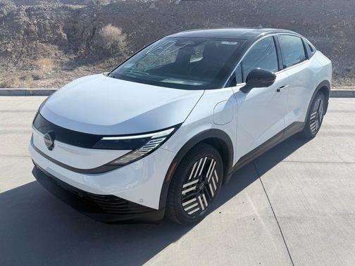 White / Black 2026 Nissan Leaf SV+