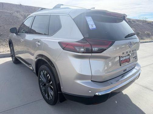 Champagne Silve 2026 Nissan Rogue Platinum