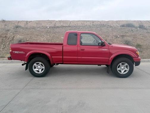 2003 Toyota Tacoma PreRunner Xtracab