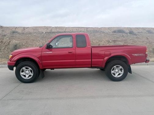 2003 Toyota Tacoma PreRunner Xtracab