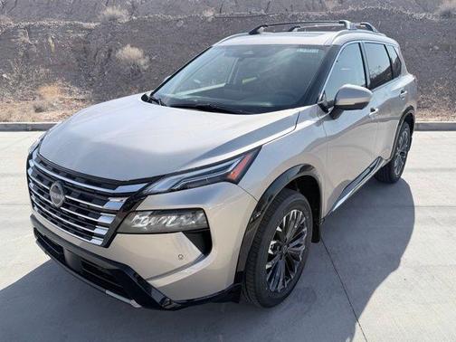 Champagne Silve 2026 Nissan Rogue Platinum