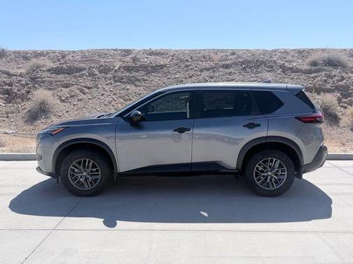 Gun Metallic 2021 Nissan Rogue S