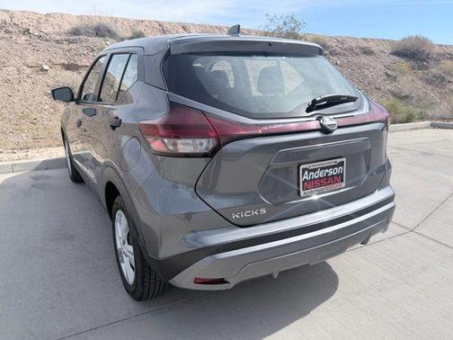 2024 Nissan Kicks S
