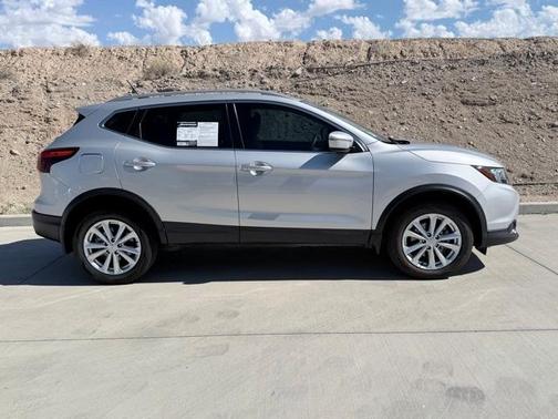 2018 Nissan Rogue Sport SV