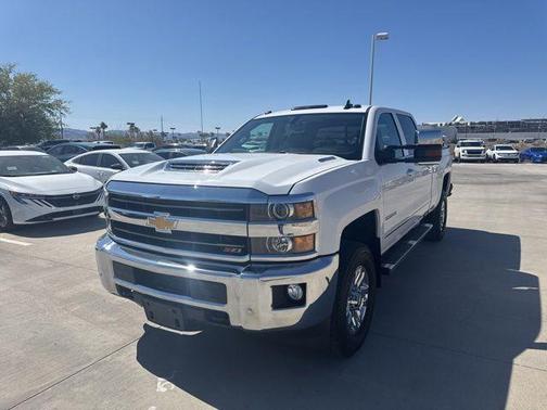 Summit White 2018 Chevrolet Silverado 3500 LTZ
