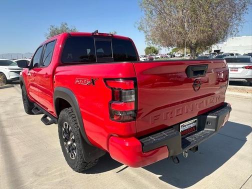 2022 Nissan Frontier PRO-X