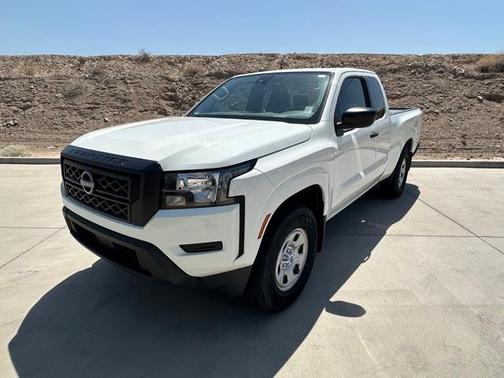 2022 Nissan Frontier S