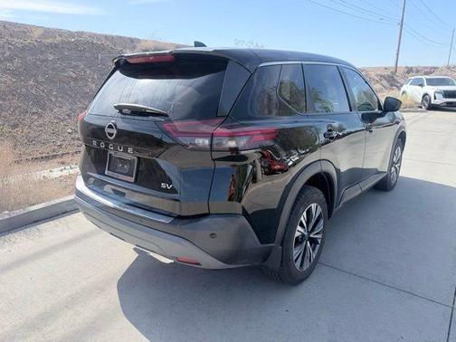 Black 2022 Nissan Rogue SV