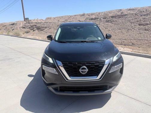 Black 2022 Nissan Rogue SV
