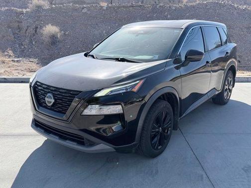 Black 2022 Nissan Rogue SV