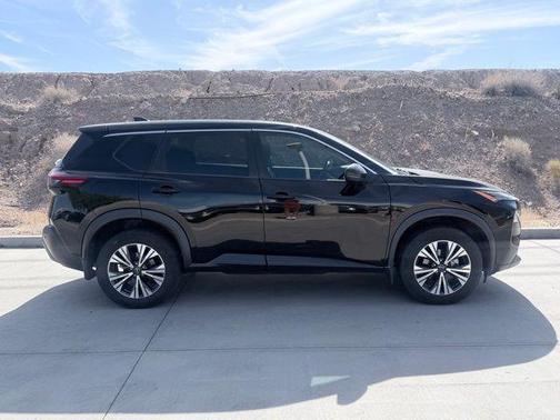 Black 2022 Nissan Rogue SV