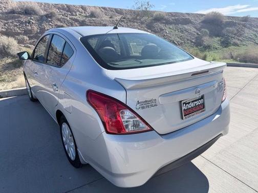 2017 Nissan Versa 1.6 SV