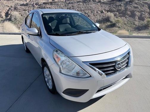 2017 Nissan Versa 1.6 SV