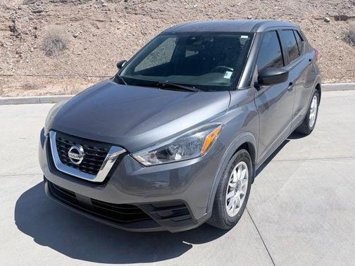 2020 Nissan Kicks S