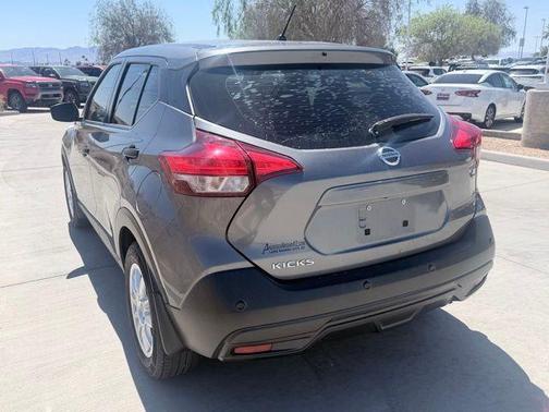 2020 Nissan Kicks S