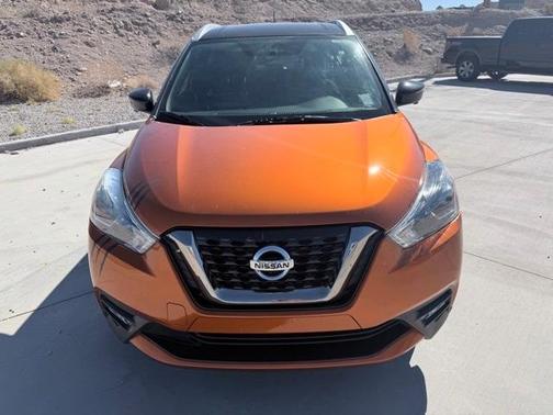 2019 Nissan Kicks SR