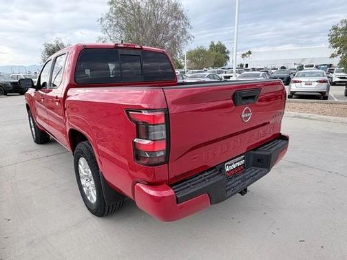 2022 Nissan Frontier SV