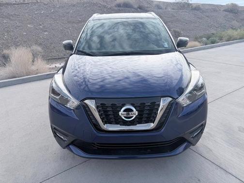2019 Nissan Kicks SR