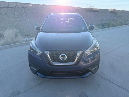 2019 Nissan Kicks SR