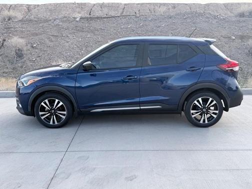 2019 Nissan Kicks SR