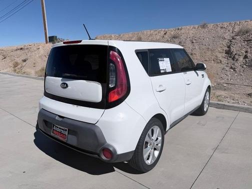 2015 Kia Soul +