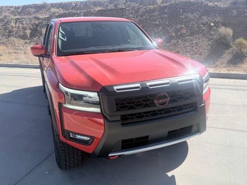 Afterburn Orang 2026 Nissan Frontier PRO-4X