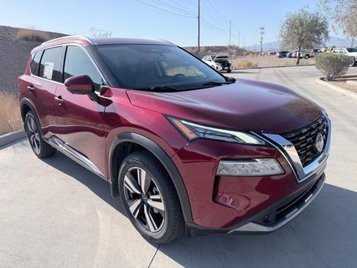 2022 Nissan Rogue SL
