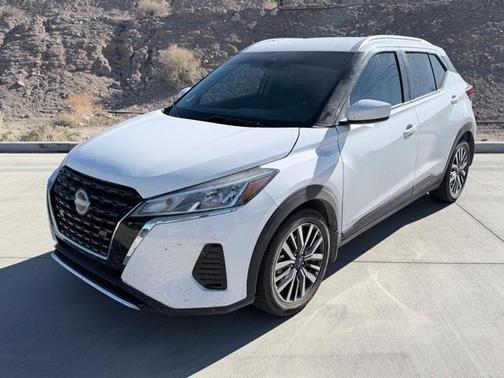 2022 Nissan Kicks SV