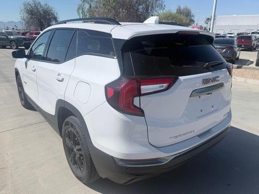 Summit White 2024 GMC Terrain AT4