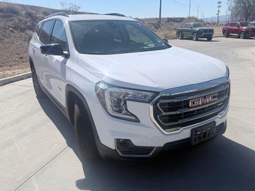 Summit White 2024 GMC Terrain AT4